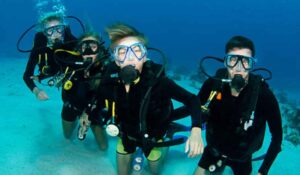 PADI-Advanced-Open-Water-Diver în-Hurghada